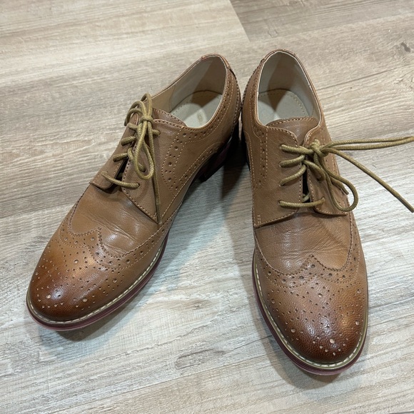 Classic Brown Leather Women’s Brogues, size 8 - Picture 1 of 5